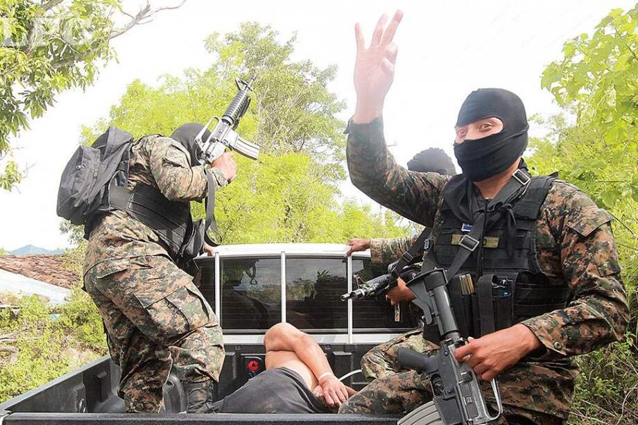 Francisco Alemán y La Prensa Gráfica / Francisco Alemán y La Prensa Gráfica