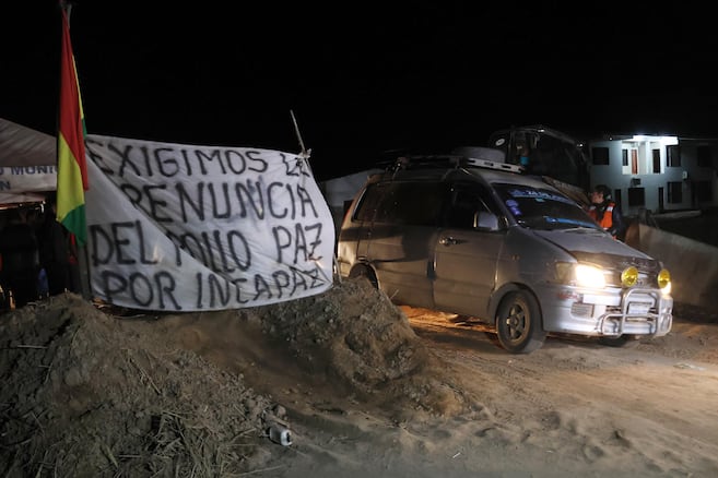 Seguidores de Morales pausan protestas en Bolivia, pero dicen que "la batalla no termina"
