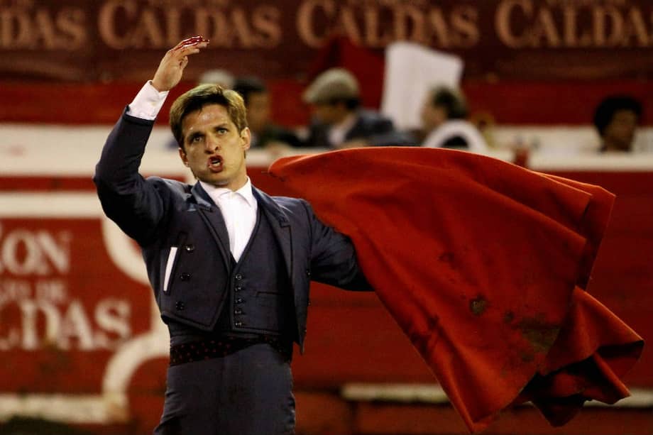 ‘El Juli’, en una de las corridas de la pasada temporada en Bogotá, antes de que el alcalde Petro las prohibiera. / EFE