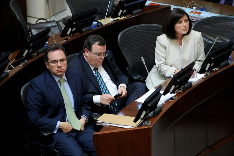 De izquierda a derecha: Álvaro Motta, Alejandro Ramelli y Diana Fajardo. / Mauricio Alvarado