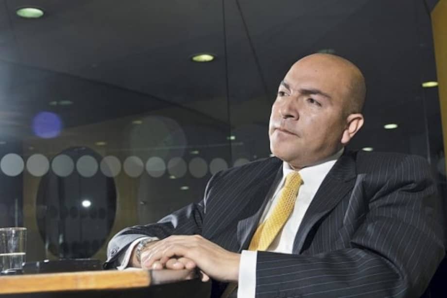 Contratista Julio Gómez calificó a los Nule como un "grupo de bandidos"