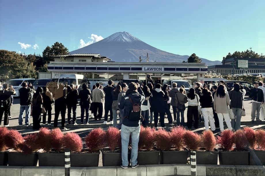 Fotografía tomada el 3 de noviembre de 2025. Uno de los paisajes más conocidos del pueblo de Fujikawaguchiko, una localidad cercana al Monte Fuji.