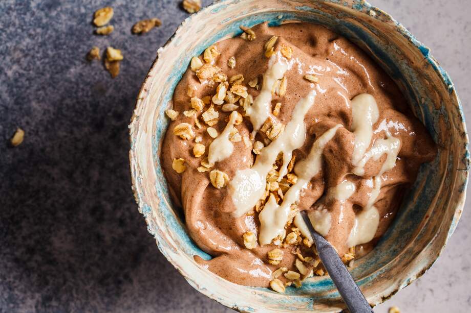 Agrega granola y disfruta de esta propuesta.