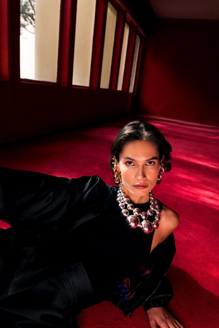 Paula Mendoza lanzó nueva colección que celebra la creatividad y versatilidad