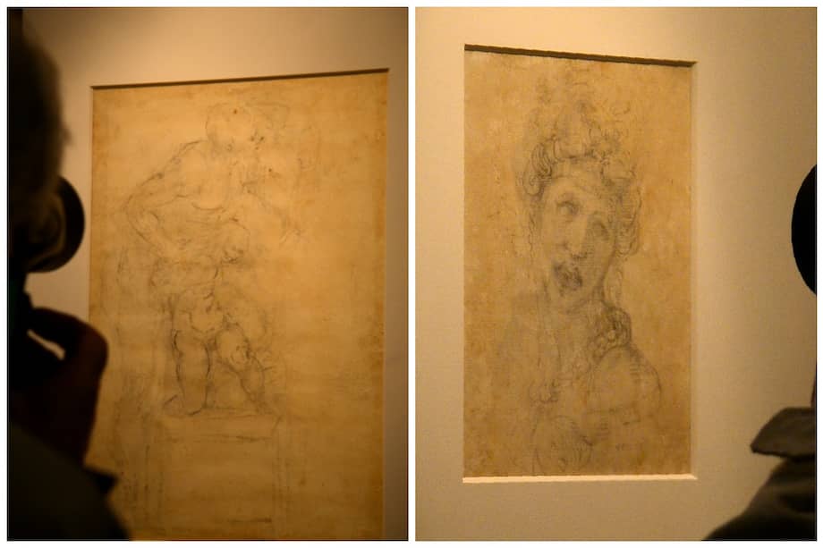 Los dibujos "El sacrificio de Isaac" y "Cleopatra" de Miguel Ángel. / AFP
