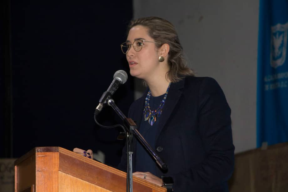 La secretaria, Ángela Anzola, de la Secretaría de la Mujer hablando sobre la continuación, fortalecimiento y desarrollo de la PPM y EG / Secretaría Distrital de la Mujer