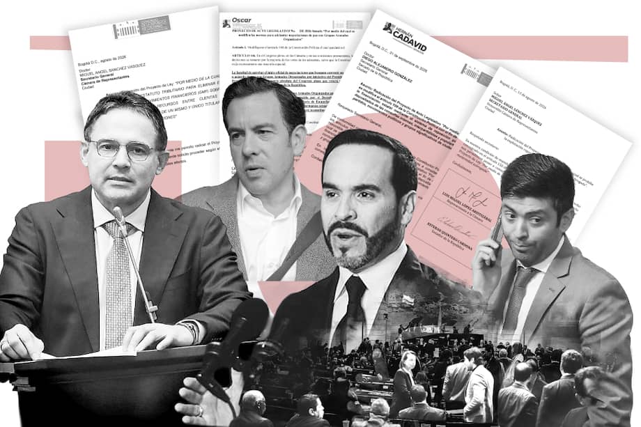 El presidente del Congreso, Honorio Henríquez (i); el ministro del Interior, Rodrigo Lara (ci); el presidente Abelardo de la Espriella (c); y el presidente de la Cámara, Nicolás Barguil (d).
