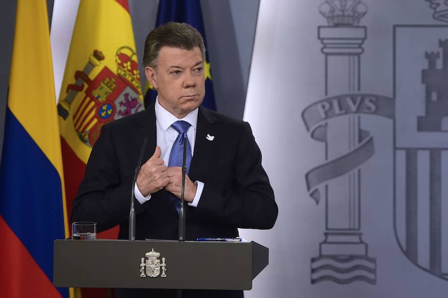 El presidente Juan Manuel Santos, ayer en su visita al Palacio de la Moncloa, sede del Gobierno español. / EFE