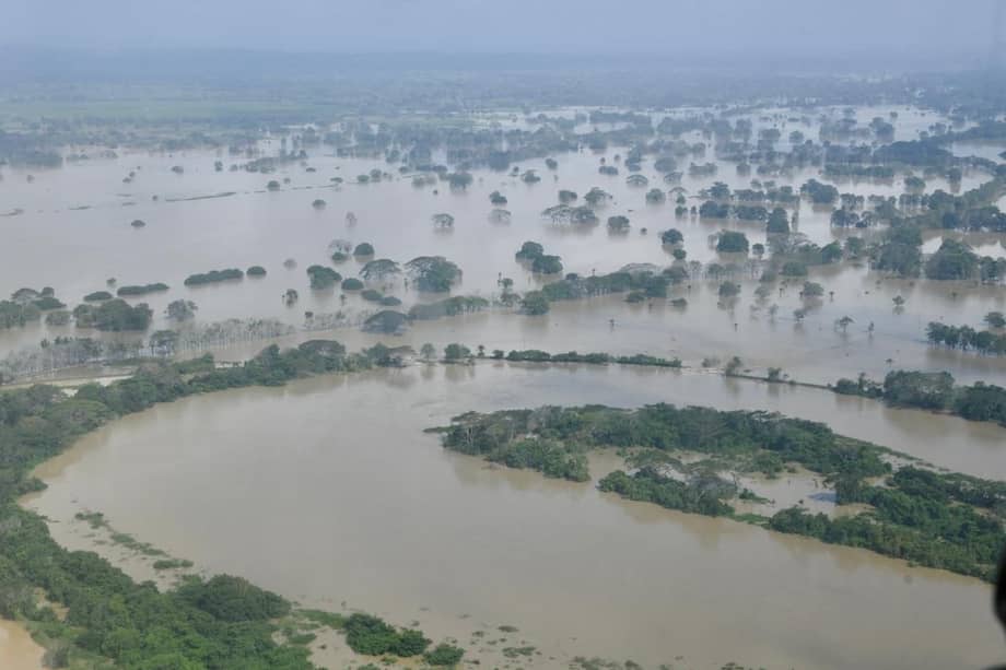 Sobrevuelo a las zonas afectadas por las inundaciones en Córdoba.