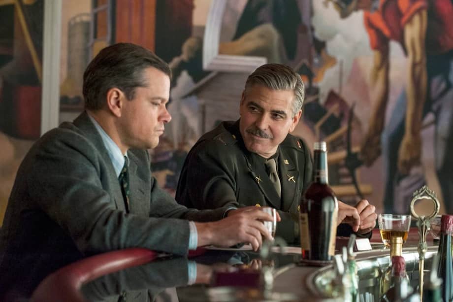 Matt Damon y George Clooney en una escena de "Operación Monumento" (The Monuments Men)