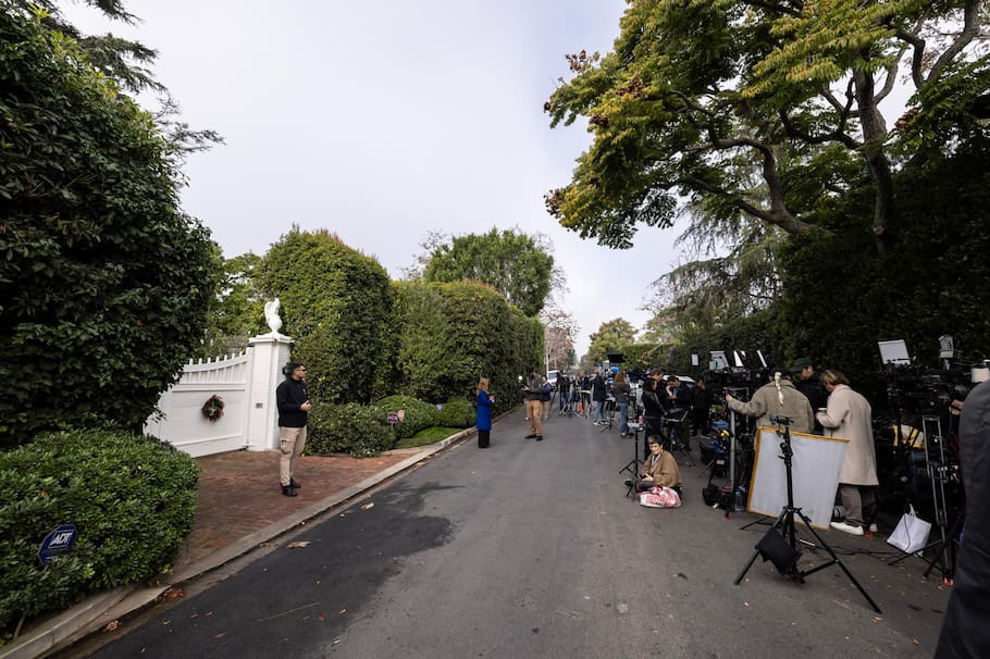Salieron a la luz nuevos detalles de la actitud de Nick Reiner, hijo del actor y la fotógrafa, horas antes y después de la tragedia. EFE/EPA/TED SOQUI