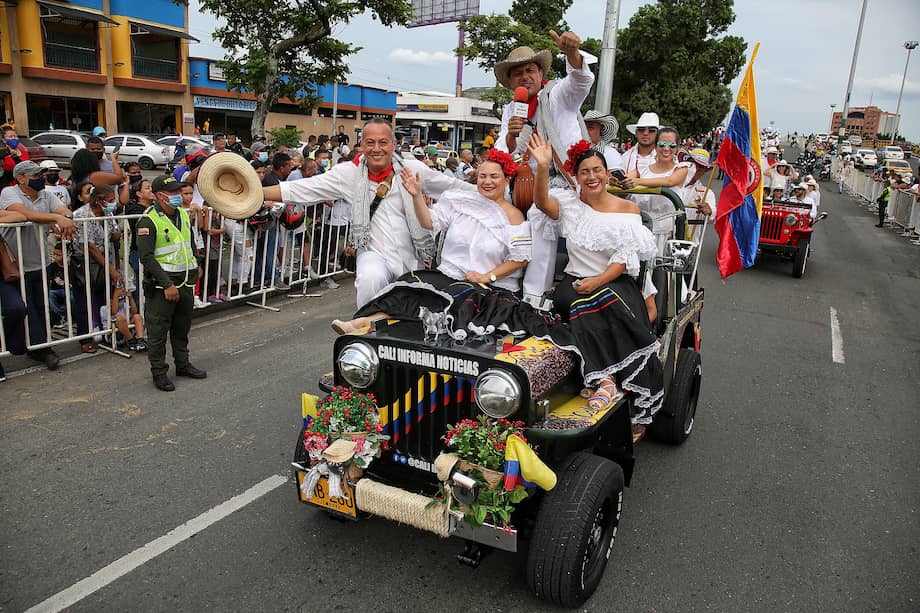 El recorrido tendrá un total de 4,6 kilómetros y busca exhibir el patrimonio histórico vehicular de Colombia junto a los automotores que hace décadas transitaban por las calles de Cali.