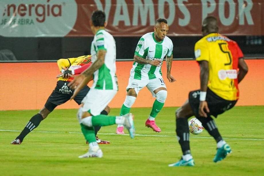 Jarlan Barrera, de Nacional, abrió el marcador al minuto 9.
