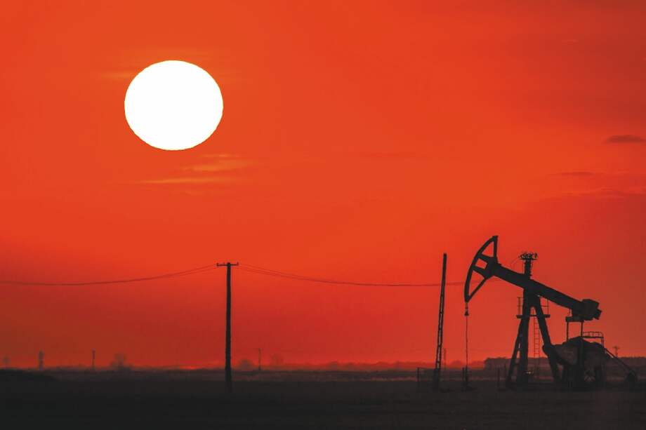 La búsqueda de crudo en el subsuelo colombiano es una urgencia nacional. / Bloomberg