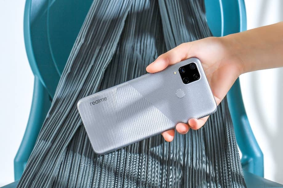 Así luce el nuevo Realme C15 en versión plata.