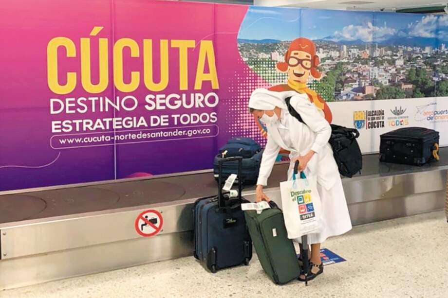 El 21 de julio se activó el aeropuerto de Cúcuta con la ruta hacia Bucaramanga y el 24 de agosto se habilitó la de Medellín. / Alcaldía de Cúcuta.