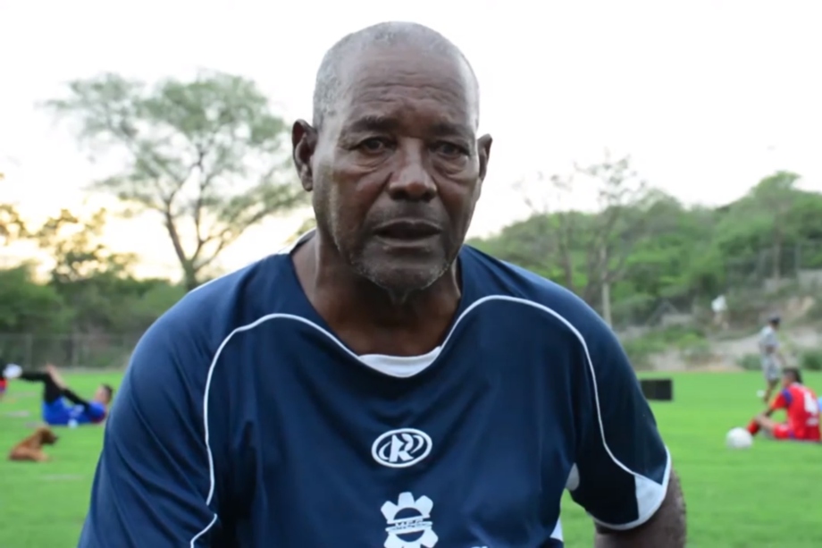 Maximiliano Robles Maduro jugó 169 partidos oficiales.