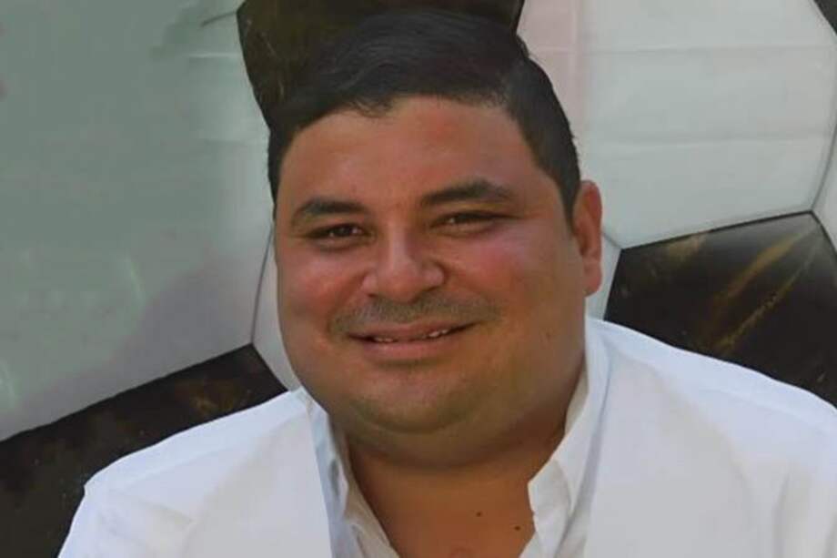 Las autoridades analizan videos de cámaras de seguridad para identificar a los responsables del homicidio de Fernando Alfonso Melo en el sector Bavaria.