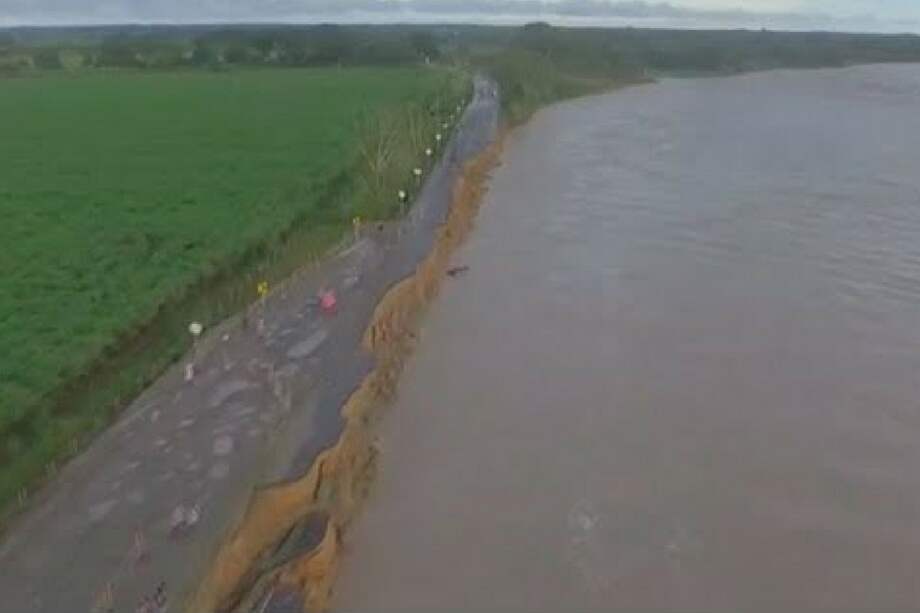 1.200 personas están en riesgo de un desbordamiento del río Ariari, en Meta. / Captura de pantalla video Noticias Caracol