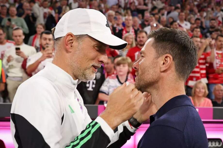 Thomas Tuchel (izq.) dejará el cargo de entrenador del Bayern Múnich. Xabi Alonso (der.) suena para el cargo.