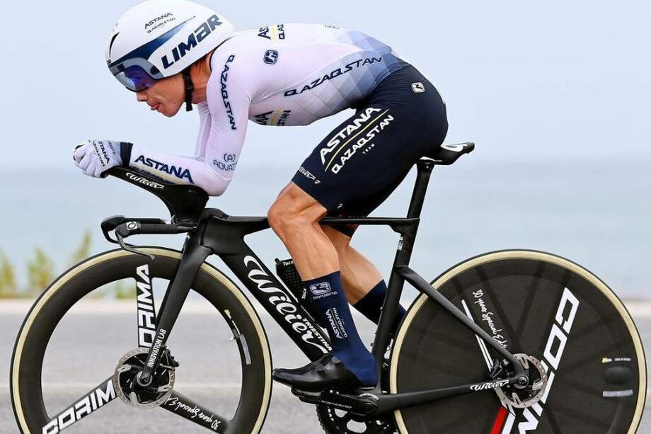 Miguel Ángel López en la contrarreloj de la décima etapa de la Vuelta a España.