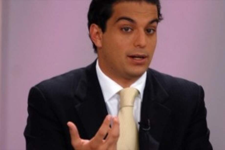 "Zuluaga es el patrón del chuzador del proceso de paz": Simón Gaviria