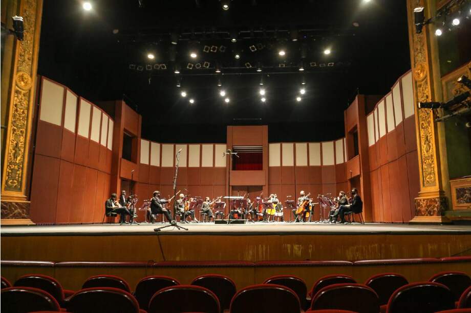 Desde este mes, el Teatro Colón reaunada sus actividades.