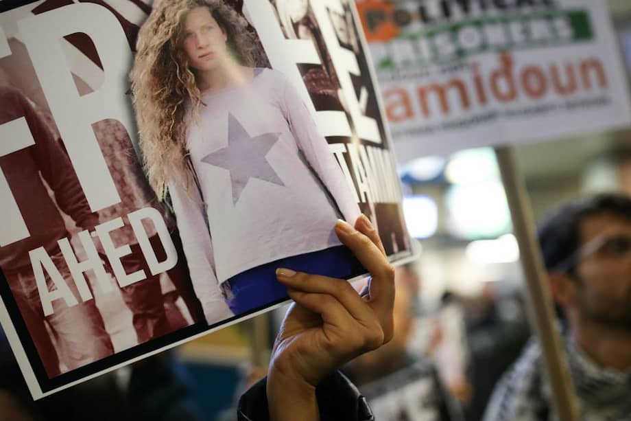 Hoy comienza el juicio de Ahed Tamini, la joven palestina que atacó a soldados israelíes. / Anadolu