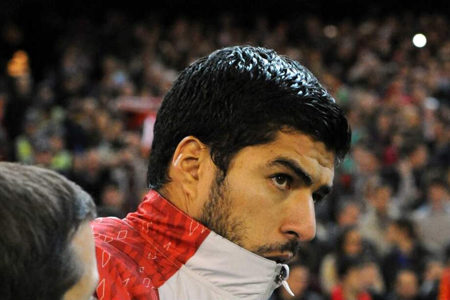 Suárez fue uno de los delanteros destacados de la Premier la temporada pasada. / AFP