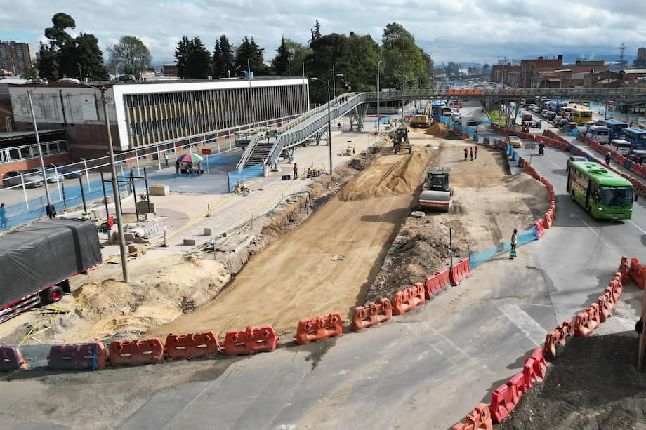 El deprimido es uno de los hitos del grupo 3 del proyecto troncal de la avenida 68, que hoy registra un avance del 83,88 %. Este tramo, de 1,04 kilómetros, incluye además la adecuación de espacio público, zonas verdes y ciclorruta.