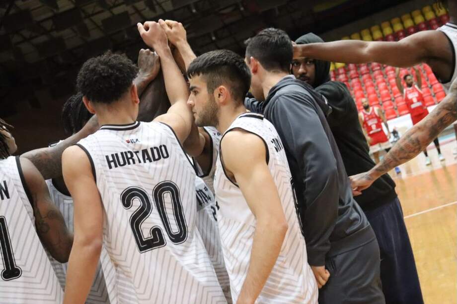 El equipo del parche se impuso por un marcador de 77 a 66.