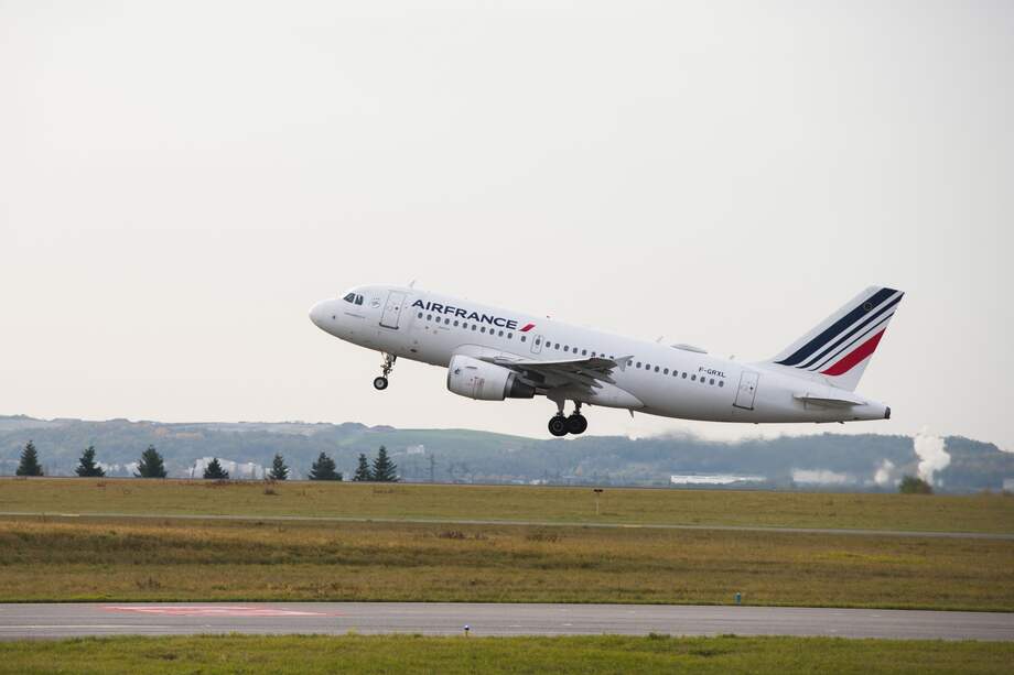 Imagen de referencia: el 1º. de junio de 2009, el avión que operaba el vuelo AF447 entre Río de Janeiro y París se estrelló en plena noche, cuando sobrevolaba el océano Atlántico, unas horas después de su despegue.