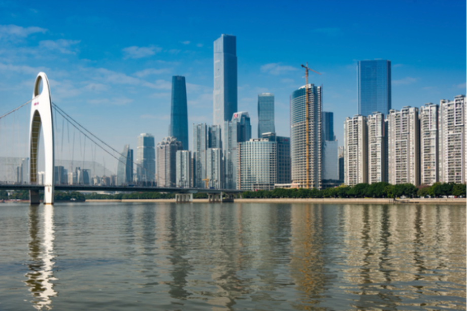 Cantón, también conocida como Guangzhou, en China es una de las ciudades con mayor riesgo del mundo. / xiquinhosilva