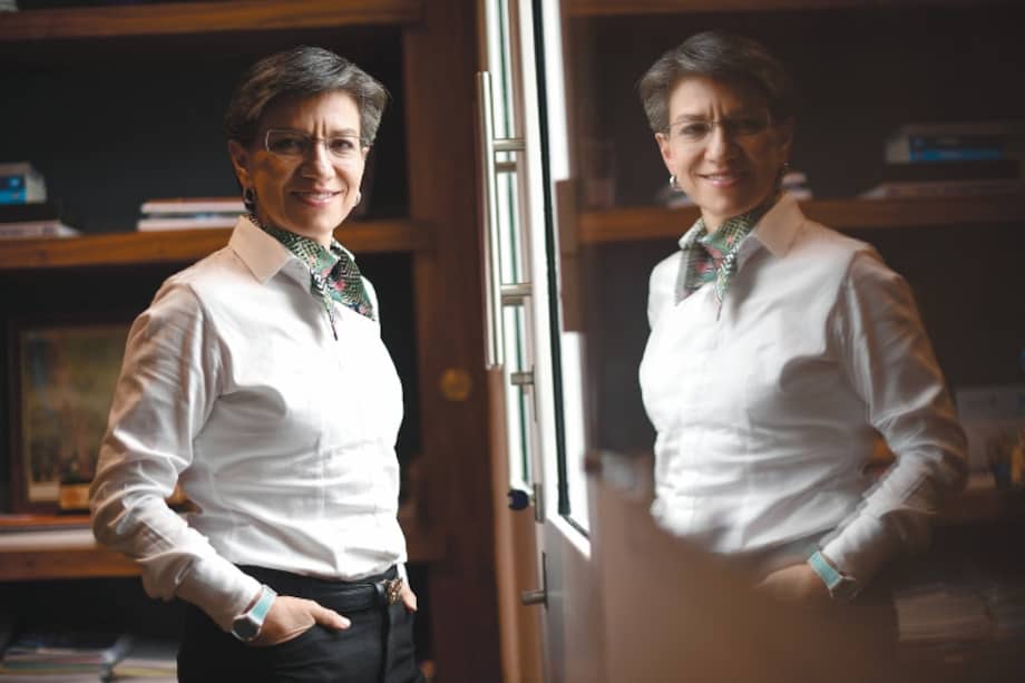 Claudia López dice que en este año le ha tocado ejecutar dos planes de gobierno: el suyo y el que le impuso el COVID-19.. /Óscar Pérez El Espectador