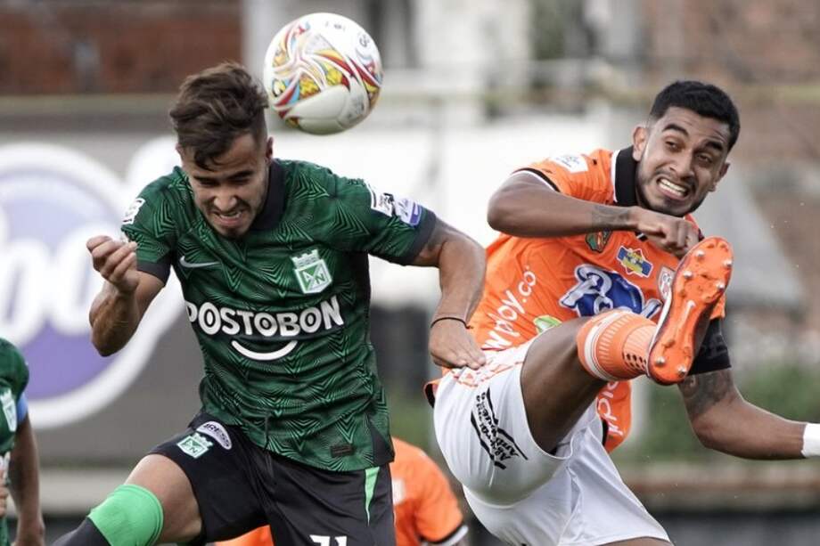 Envigado y Atlético Nacional empataron 0-0 en el Parque Estadio Sur, ante unos 10 mil espectadores.