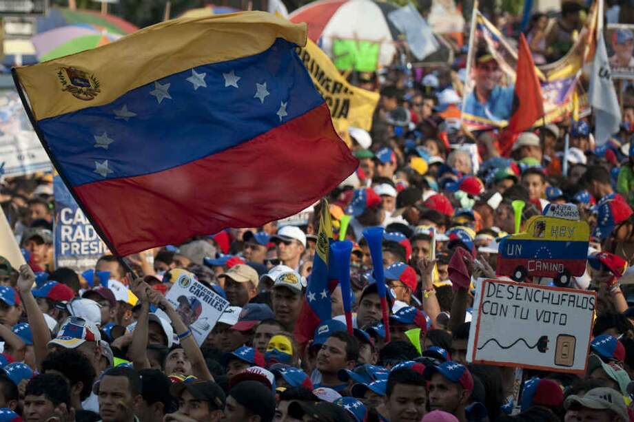 ¿Se avecina el declive del régimen de Hugo Chávez?