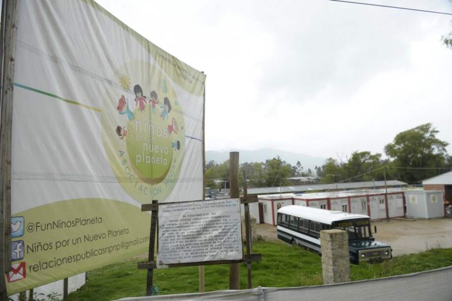 La sede principal de Hogar Niños por un Nuevo Planeta está sellada por cuestiones sanitarias, por orden de la Alcaldía de Sopó. / Foto: Mauricio Alvarado.