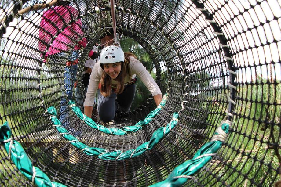 Las actividades de arborismo son las más apetecidas por los visitantes del parque. También hay planes de habilidades mentales. / Cortesía Manoa Parque Temático