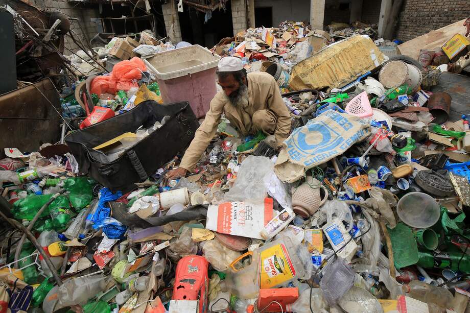 La contaminación por plásticos no deja de empeorar: la producción anual se ha más que duplicado en 20 años hasta alcanzar los 460 millones de toneladas.