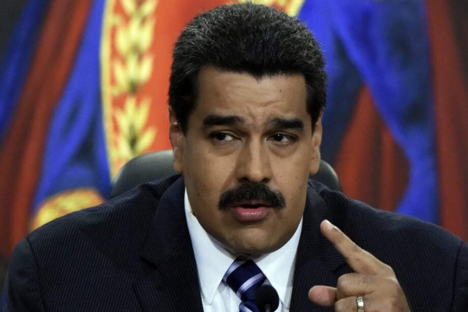 Maduro se presenta como "hijo político" de Chávez, quien falleció en marzo de 2013 víctima de un cáncer.
