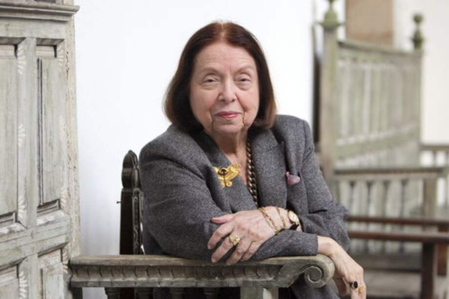 Nélida Piñón, quien dice que leyó Crimen y Castigo a los 14 años, y empezó a saber lo que era la conciencia. / Cortesía