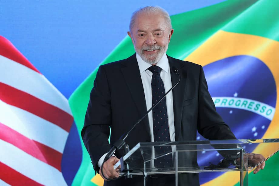 El presidente de Brasil, Luiz Inácio Lula da Silva, habla en una rueda de prensa este jueves, en la Embajada de Brasil en Washington.