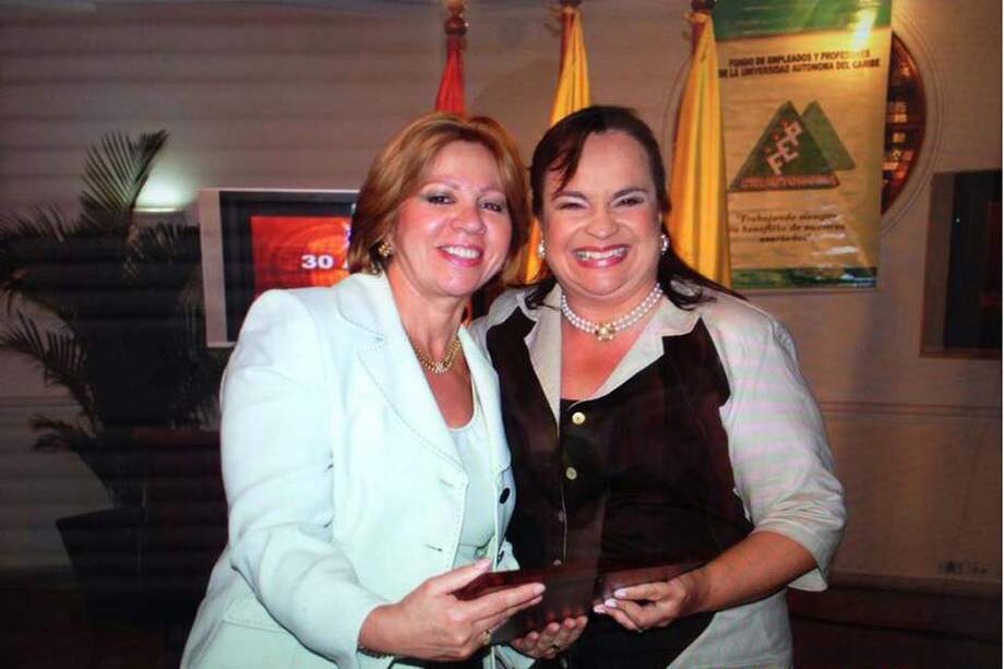 La exrectora Silvia Gette acompañada de su entonces mano derecha Zoila Janneth Turbay./ Archivo particular