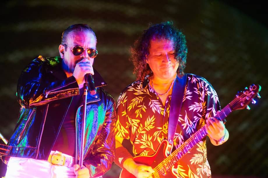 Dr.Queen se formó en el año 2000 por médicos argentinos de un hospital de La Plata.