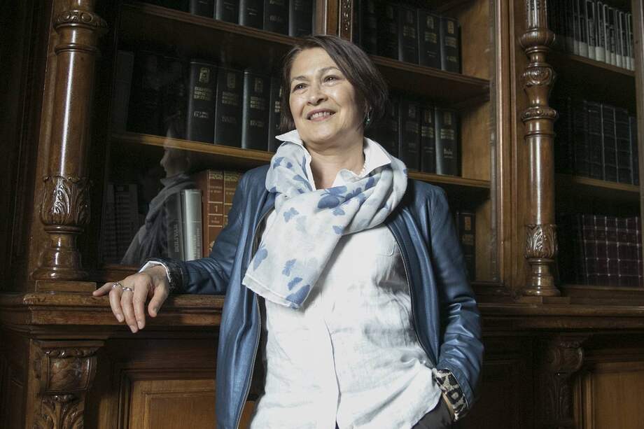 La escritora colombiana Consuelo Triviño, quien acaba de lanzar en España su novela Transterrados. / Cortesía