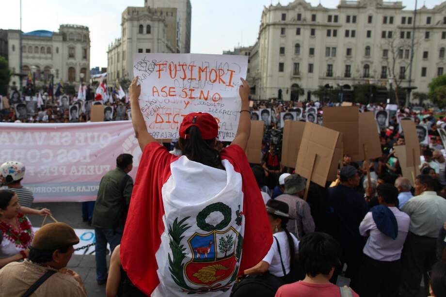 El expresidente fue condenado en 2009 como autor mediato (con dominio del hecho) de las matanzas de Barrios Altos (1991) y La Cantuta (1992). / AFP
