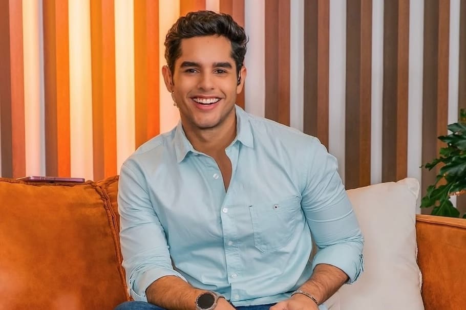 El periodista se unió al equipo de presentadores del programa de entretenimiento de Caracol Televisión, reemplazando a Juan Carlos Giraldo.