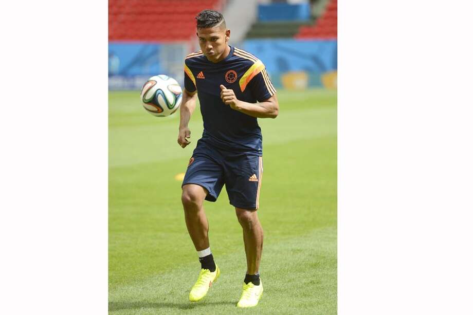 Alexánder Mejía ha sido fundamental cuando la selección de Colombia ha tenido que oxigenar el medio campo en el Mundial. / AFP