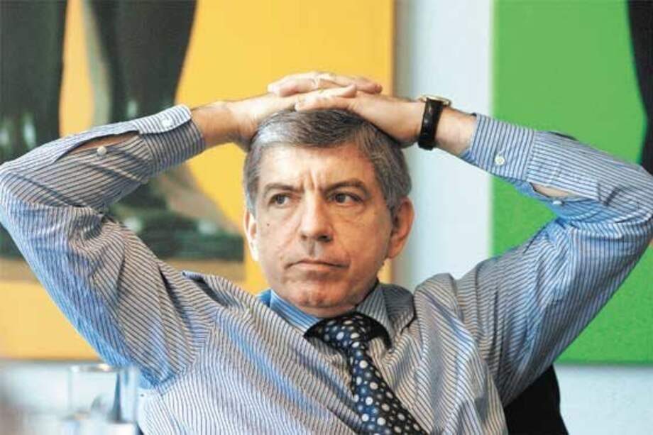 César Gaviria insiste en 'revolcón' a política contra las drogas y el narcotráfico