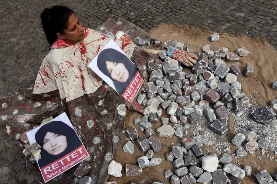 Lapidación simulada